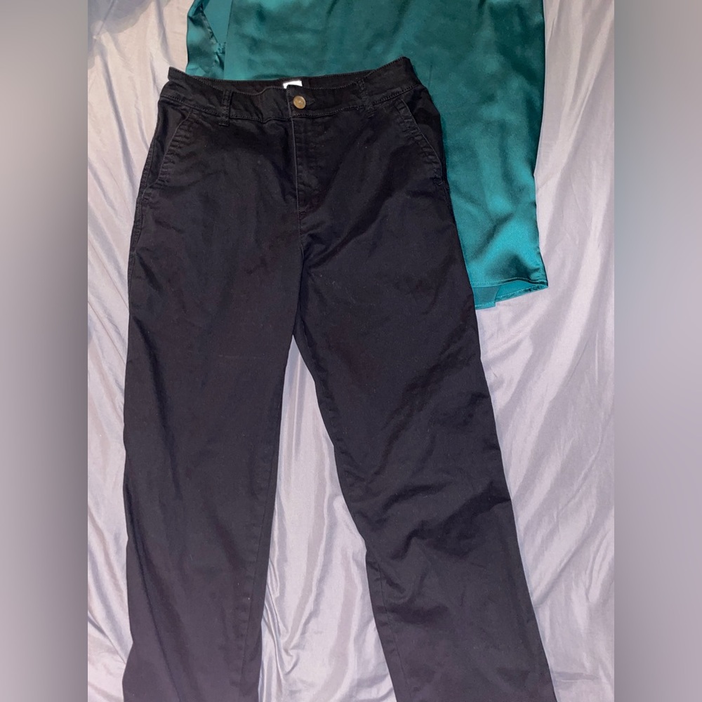 Women’s Black khaki Girlfriend pants
